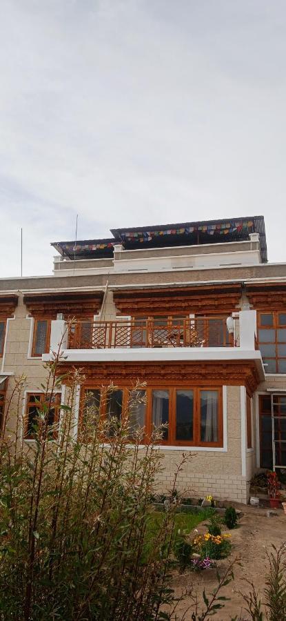 Lhardak Home Stay 레 외부 사진